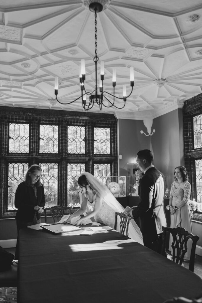 Jewish Ketubah Signing at Aldie Mansion wedding | Lauren Bliss Photography