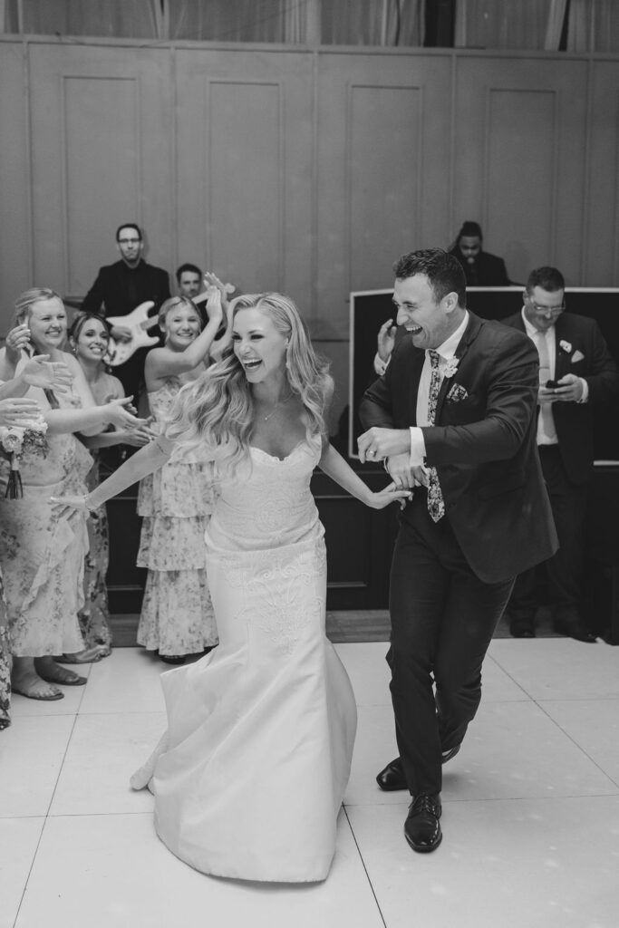 | Philadelphia Wedding at Waterworks Cescaphe by Lauren Bliss Photography