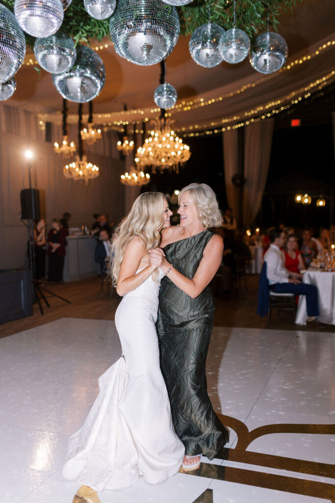 Bride dances with her mother | Philadelphia Wedding at Waterworks Cescaphe by Lauren Bliss Photography